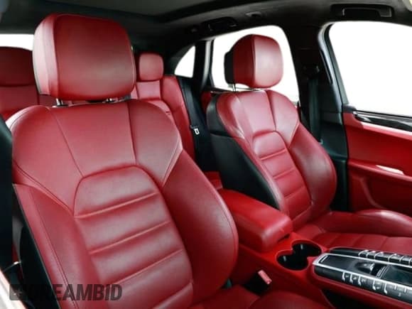 ✅ 2017 Porsche Macan Turbo • VIN: WP1AF2A56HLB60742 • Лот: 84441435. Опубликован ранее на Copart с пробегом 101 589 миль. Бесплатный доступ к архиву аукционных продаж из США и подробный отчёт об истории автомобиля на DreamBid. Изображение 5.