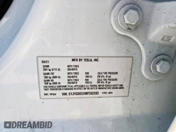 ✅ 2021 Tesla Model Y Long Range • VIN: 5YJYGDEEXMF262593 • Lot: 69035585. Listed on Copart with 68,563 mi. Free auction sales archive from the USA and detailed vehicle history report at DreamBid. Image 12.