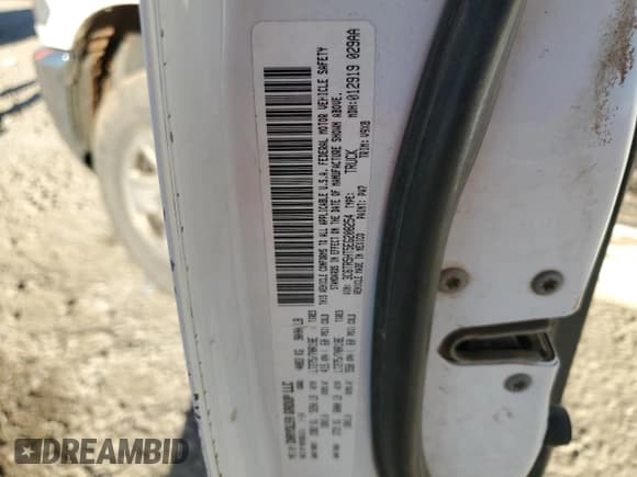 ✅ 2014 Ram 2500 Tradesman • VIN: 3C6TR5HT5EG208254 • Lot: 85299585. Listed on Copart with 227,675 mi. Free auction sales archive from the USA and detailed vehicle history report at DreamBid. Image 12.