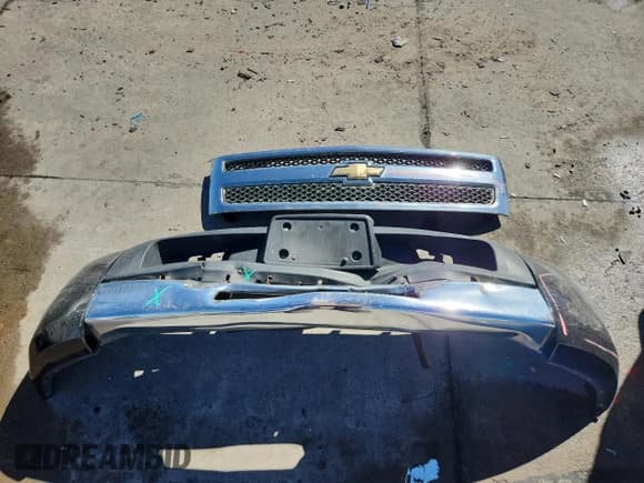 ✅ 2011 Chevrolet Silverado 1500 LS • VIN: 1GCRCREA7BZ193217 • Лот: 85129035. Опубликован ранее на Copart с пробегом 178 730 миль. Бесплатный доступ к архиву аукционных продаж из США и подробный отчёт об истории автомобиля на DreamBid. Изображение 12.