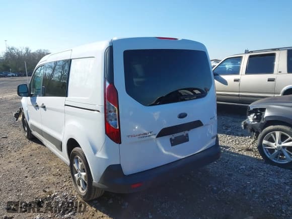 ✅ 2017 Ford Transit Connect XLT • VIN: NM0LE7F79H1327723 • Lot: 43788667. Listed on IAAI with 253,296 mi. Free auction sales archive from the USA and detailed vehicle history report at DreamBid. Image 3.