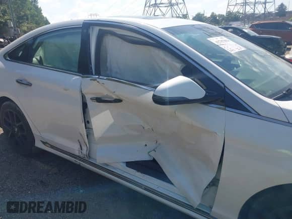 2018 Hyundai Sonata Limited with VIN 5NPE34AB0JH620405, listed as a IAAI auction lot 42707894 with 71,941 mi miles and . Bid and sale history available at DreamBid. Image 6.