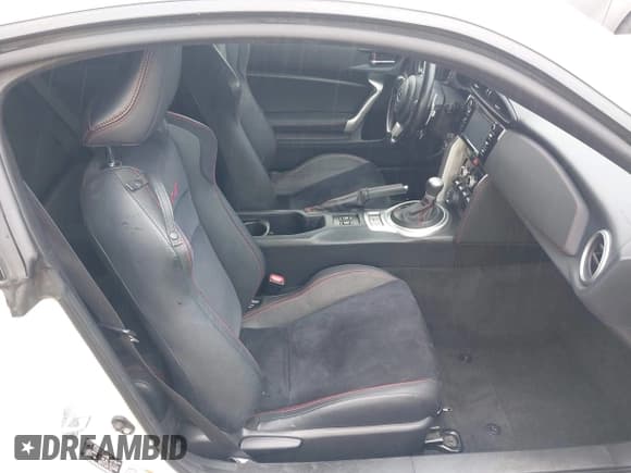 ✅ 2017 Subaru BRZ Limited • VIN: JF1ZCAC11H8603499 • Lot: 42130297. Listed on IAAI with 99,285 mi. Free auction sales archive from the USA and detailed vehicle history report at DreamBid. Image 5.