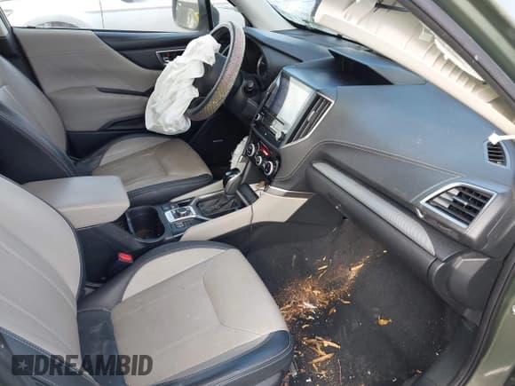 ✅ 2019 Subaru Forester Limited • VIN: JF2SKAUC3KH479887 • Лот: 43587592. Опубликован ранее на IAAI с пробегом 135 743 миль. Бесплатный доступ к архиву аукционных продаж из США и подробный отчёт об истории автомобиля на DreamBid. Изображение 5.