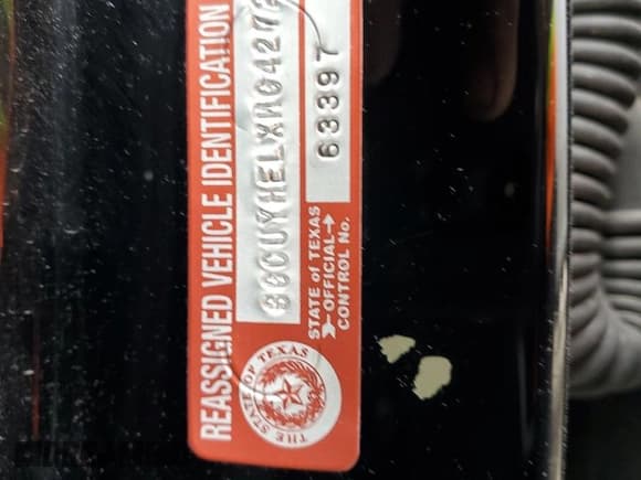 ✅ 2021 Chevrolet Silverado 1500 High Country • VIN: 3GCUYHELXMG427232 • Lot: 72707564. Wystawiony na Copart z przebiegiem Nie podano. Bezpłatny archiwum sprzedaży aukcyjnych z USA i szczegółowy raport historii pojazdu na DreamBid. Zdjęcie 14.