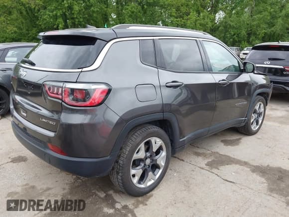 ✅ 2019 Jeep Compass Limited • VIN: 3C4NJCCB7KT777783 • Lot: 42172163. Listed on IAAI with 68,487 mi. Free auction sales archive from the USA and detailed vehicle history report at DreamBid. Image 4.
