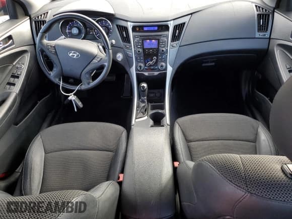 ✅ 2011 Hyundai Sonata SE • VIN: 5NPEC4AB4BH278037 • Lot: 88850915. Wystawiony na Copart z przebiegiem 129 573 mil. Bezpłatny archiwum sprzedaży aukcyjnych z USA i szczegółowy raport historii pojazdu na DreamBid. Zdjęcie 8.