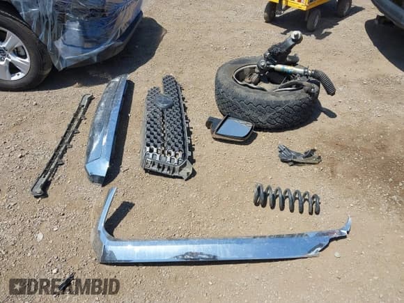 ✅ 2017 Toyota Tundra SR • VIN: 5TFRM5F17HX118350 • Lot: 42097391. Listed on IAAI with Not provided. Free auction sales archive from the USA and detailed vehicle history report at DreamBid. Image 11.