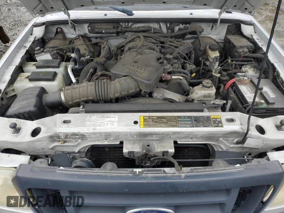 ✅ 2005 Ford Ranger XL • VIN: 1FTYR15E85PB08299 • Lot: 92458515. Wystawiony na Copart z przebiegiem 194 151 mil. Bezpłatny archiwum sprzedaży aukcyjnych z USA i szczegółowy raport historii pojazdu na DreamBid. Zdjęcie 11.