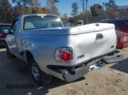 ✅ 2002 Ford F-150 XL • VIN: 1FTRF07292KB99943 • Lot: 43625255. Wystawiony na IAAI z przebiegiem 223 535 mil. Bezpłatny archiwum sprzedaży aukcyjnych z USA i szczegółowy raport historii pojazdu na DreamBid. Zdjęcie 3.