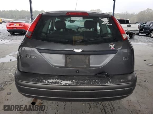 ✅ 2003 Ford Focus ZX3 • VIN: 3FAFP31Z73R178518 • Lot: 50200105. Listed on Copart with 317,147 mi. Free auction sales archive from the USA and detailed vehicle history report at DreamBid. Image 6.