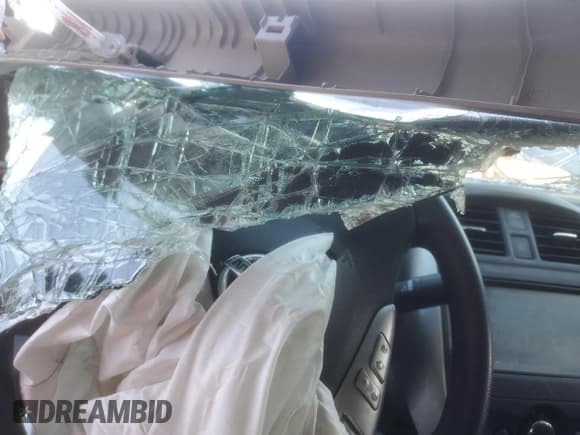 ✅ 2019 Nissan Versa S Plus • VIN: 3N1CN7AP5KL834910 • Лот: 93740445. Опубликован ранее на Copart с пробегом Не указан. Бесплатный доступ к архиву аукционных продаж из США и подробный отчёт об истории автомобиля на DreamBid. Изображение 9.