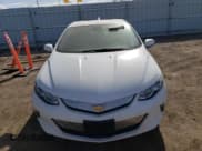 ✅ 2018 Chevrolet Volt LT • VIN: 1G1RA6S50JU158065 • Lot: 44168964. Wystawiony na Copart z przebiegiem 52 171 mil. Bezpłatny archiwum sprzedaży aukcyjnych z USA i szczegółowy raport historii pojazdu na DreamBid. Zdjęcie 5.