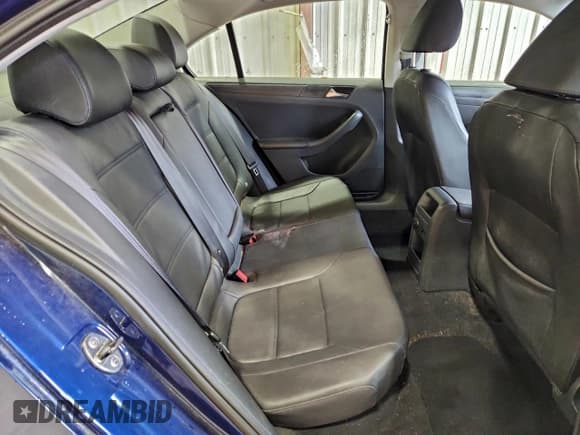 ✅ 2011 Volkswagen Jetta SE • VIN: 3VWDZ7AJ0BM387668 • Лот: 94935855. Опубликован ранее на Copart с пробегом 231 467 миль. Бесплатный доступ к архиву аукционных продаж из США и подробный отчёт об истории автомобиля на DreamBid. Изображение 10.