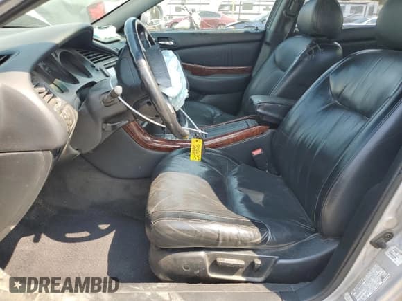 ✅ 1999 Acura TL • VIN: 19UUA5651XA050510 • Lot: 71109055. Listed on Copart with 235,433 mi. Free auction sales archive from the USA and detailed vehicle history report at DreamBid. Image 7.