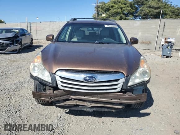 ✅ 2011 Subaru Outback Premium • VIN: 4S4BRBFC8B3357922 • Лот: 66273805. Опубликован ранее на Copart с пробегом 144 340 миль. Бесплатный доступ к архиву аукционных продаж из США и подробный отчёт об истории автомобиля на DreamBid. Изображение 5.