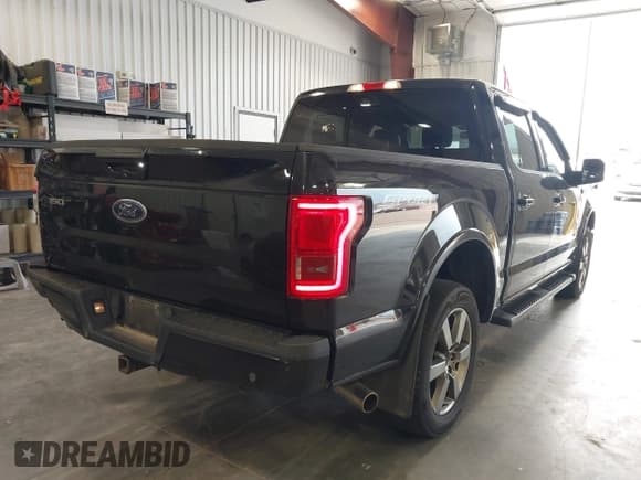 ✅ 2015 Ford F-150 XLT • VIN: 1FTEW1EG6FFA45336 • Lot: 42697508. Wystawiony na IAAI z przebiegiem 128 887 mil. Bezpłatny archiwum sprzedaży aukcyjnych z USA i szczegółowy raport historii pojazdu na DreamBid. Zdjęcie 4.