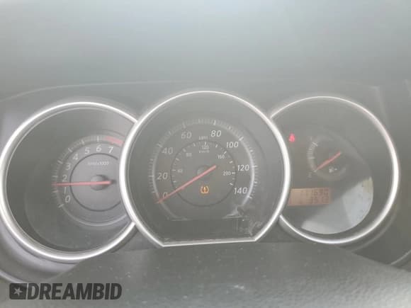 ✅ 2010 Nissan Versa 1.6 • VIN: 3N1CC1AP2AL353742 • Lot: 51812995. Listed on Copart with 171,690 mi. Free auction sales archive from the USA and detailed vehicle history report at DreamBid. Image 9.