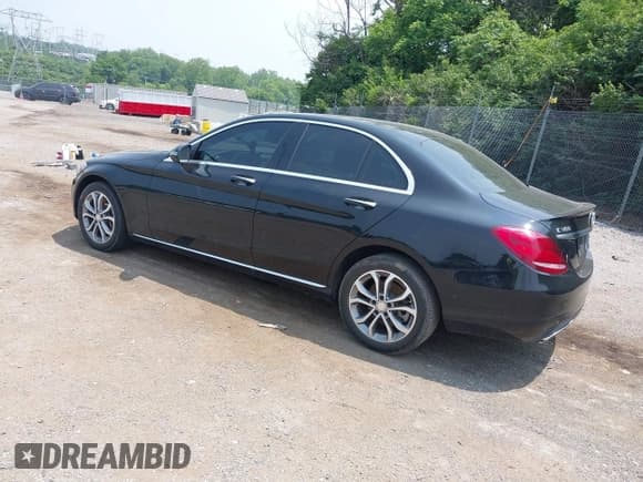 ✅ 2017 Mercedes-Benz C 300 • VIN: 55SWF4KB3HU198387 • Lot: 42443223. Listed on IAAI with 133,488 mi. Free auction sales archive from the USA and detailed vehicle history report at DreamBid. Image 3.