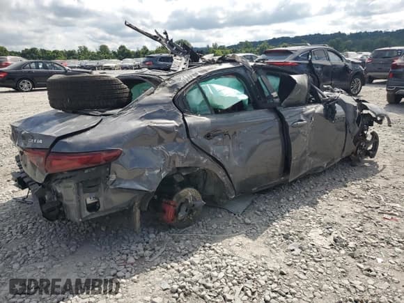 ✅ 2018 Alfa Romeo Giulia Ti Sport • VIN: ZARFAEEN8J7571985 • Lot: 69646005. Listed on Copart with Not provided. Free auction sales archive from the USA and detailed vehicle history report at DreamBid. Image 3.