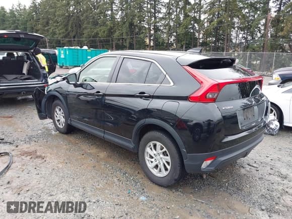 ✅ 2019 Mitsubishi Eclipse Cross ES • VIN: JA4AT3AA9KZ030577 • Лот: 43794365. Опубликован ранее на IAAI с пробегом 66 214 миль. Бесплатный доступ к архиву аукционных продаж из США и подробный отчёт об истории автомобиля на DreamBid. Изображение 3.