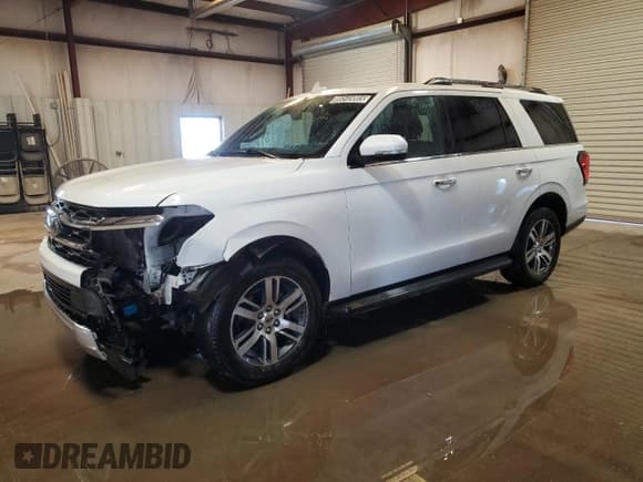 ✅ 2024 Ford Expedition Limited • VIN: 1FMJU1K80REA18835 • Lot: 86545005. Wystawiony na Copart z przebiegiem 63 148 mil. Bezpłatny archiwum sprzedaży aukcyjnych z USA i szczegółowy raport historii pojazdu na DreamBid. Zdjęcie 1.