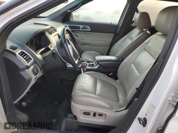 ✅ 2011 Ford Explorer XLT • VIN: 1FMHK8D87BGA78745 • Лот: 89697315. Опубликован ранее на Copart с пробегом 267 680 миль. Бесплатный доступ к архиву аукционных продаж из США и подробный отчёт об истории автомобиля на DreamBid. Изображение 7.