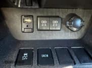 ✅ 2018 Toyota Highlander LE • VIN: 5TDZARFH8JS032831 • Лот: 91137855. Опубликован ранее на Copart с пробегом 213 547 миль. Бесплатный доступ к архиву аукционных продаж из США и подробный отчёт об истории автомобиля на DreamBid. Изображение 14.