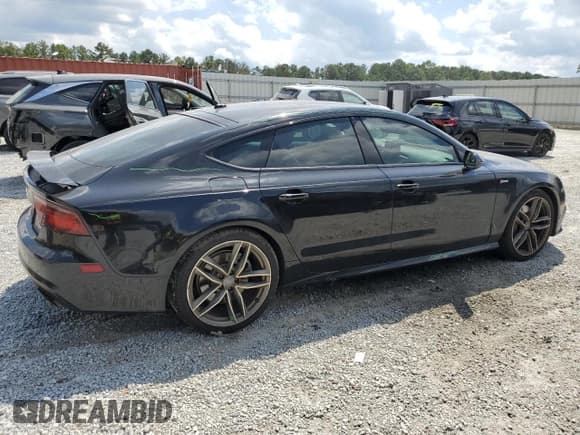 ✅ 2016 Audi A7 Prestige • VIN: WAU2GAFC8GN028179 • Lot: 70657475. Listed on Copart with 170,679 mi. Free auction sales archive from the USA and detailed vehicle history report at DreamBid. Image 3.