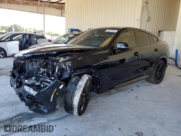 ✅ 2023 BMW X6 xDrive40i • VIN: 5UXCY6C04P9P41549 • Лот: 72972152. Опубликован ранее на Copart с пробегом Не указан. Бесплатный доступ к архиву аукционных продаж из США и подробный отчёт об истории автомобиля на DreamBid. Изображение 1.