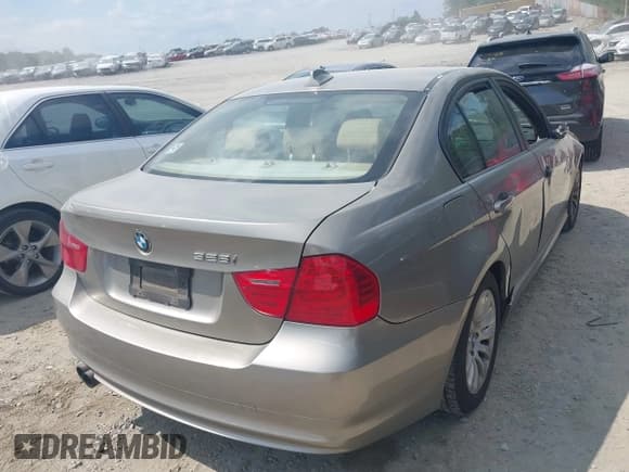✅ 2009 BMW 3 Series 328i • VIN: WBAPH77549NM47249 • Lot: 42937089. Listed on IAAI with 254,038 mi. Free auction sales archive from the USA and detailed vehicle history report at DreamBid. Image 4.