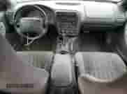 1999 Chevrolet Camaro z VIN 2G1FP22K4X2114553, wystawiony jako Copart lot #58664935 z przebiegiem 147 118 mil mil oraz Czysty tytuł • Clean title. Historia ofert i sprzedaży dostępna na DreamBid. Obrazek 8.