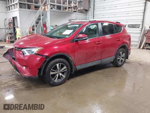 ✅ 2016 Toyota RAV4 XLE • VIN: 2T3RFREV7GW464455 • Lot: 43803958. Listed on IAAI with 85,964 mi. Free auction sales archive from the USA and detailed vehicle history report at DreamBid. Image 2.