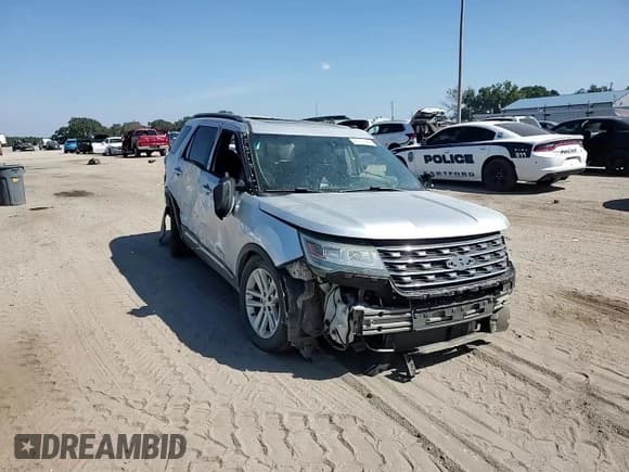 ✅ 2016 Ford Explorer XLT • VIN: 1FM5K7D85GGC11054 • Лот: 81751285. Опубликован ранее на Copart с пробегом Не указан. Бесплатный доступ к архиву аукционных продаж из США и подробный отчёт об истории автомобиля на DreamBid. Изображение 15.