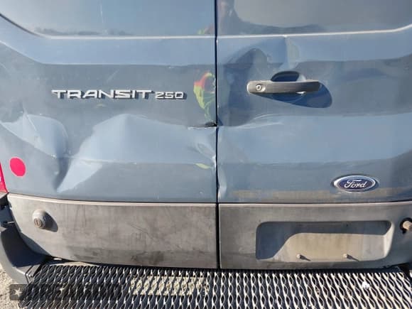 ✅ 2021 Ford Transit Cargo • VIN: 1FTBR3X8XMKA57960 • Lot: 41842606. Listed on IAAI with 5,176 mi. Free auction sales archive from the USA and detailed vehicle history report at DreamBid. Image 6.