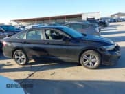 ✅ 2024 Volkswagen Jetta SE • VIN: 3VW7M7BU7RM083610 • Lot: 43901581. Wystawiony na IAAI z przebiegiem 41 129 mil. Bezpłatny archiwum sprzedaży aukcyjnych z USA i szczegółowy raport historii pojazdu na DreamBid. Zdjęcie 14.