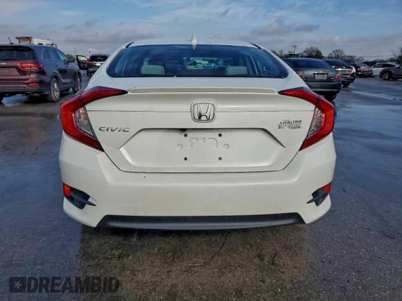 ✅ 2017 Honda Civic EX-T • VIN: 19XFC1F33HE028631 • Лот: 93673905. Опубликован ранее на Copart с пробегом 88 416 миль. Бесплатный доступ к архиву аукционных продаж из США и подробный отчёт об истории автомобиля на DreamBid. Изображение 6.