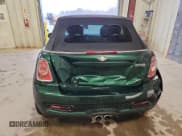 ✅ 2014 MINI Convertible S • VIN: WMWZP3C50ET298564 • Лот: 93532525. Опубликован ранее на Copart с пробегом 120 740 миль. Бесплатный доступ к архиву аукционных продаж из США и подробный отчёт об истории автомобиля на DreamBid. Изображение 6.