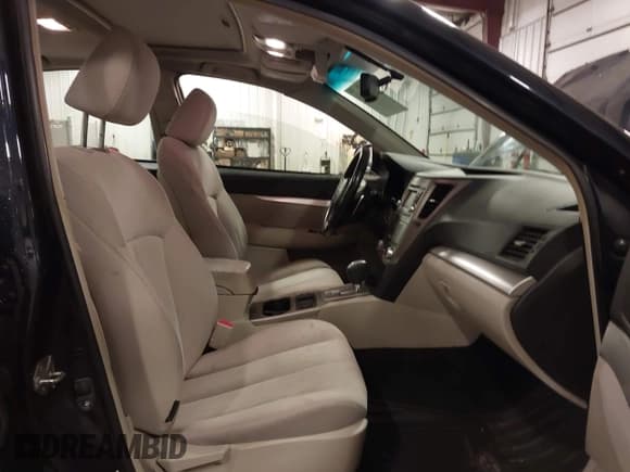 ✅ 2013 Subaru Legacy Special Sports • VIN: 4S3BMCH61D3015568 • Lot: 41981594. Listed on IAAI with 126,712 mi. Free auction sales archive from the USA and detailed vehicle history report at DreamBid. Image 5.