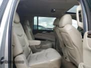 ✅ 2017 Cadillac Escalade ESV Premium Luxury • VIN: 1GYS4JKJXHR166892 • Lot: 90356335. Wystawiony na Copart z przebiegiem 202 099 mil. Bezpłatny archiwum sprzedaży aukcyjnych z USA i szczegółowy raport historii pojazdu na DreamBid. Zdjęcie 11.
