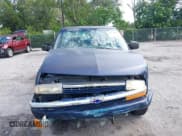 ✅ 2000 Chevrolet S-10 LS • VIN: 1GCCS19W2YK287006 • Лот: 42814156. Опубликован ранее на IAAI с пробегом 216 912 миль. Бесплатный доступ к архиву аукционных продаж из США и подробный отчёт об истории автомобиля на DreamBid. Изображение 6.