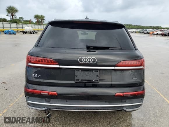 ✅ 2022 Audi Q7 Prestige • VIN: WA1VXBF75ND014309 • Лот: 85081835. Опубликован ранее на Copart с пробегом 51 361 миль. Бесплатный доступ к архиву аукционных продаж из США и подробный отчёт об истории автомобиля на DreamBid. Изображение 6.