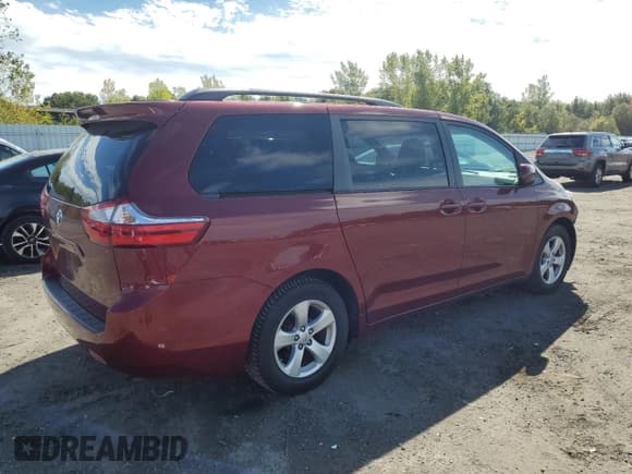 ✅ 2015 Toyota Sienna LE AAS • VIN: 5TDKK3DC1FS563170 • Lot: 81274975. Listed on Copart with 37,287 mi. Free auction sales archive from the USA and detailed vehicle history report at DreamBid. Image 3.