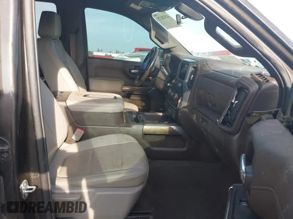 ✅ 2022 Chevrolet Silverado 1500 RST • VIN: 1GCUYEED5NZ126800 • Лот: 42528225. Опубликован ранее на IAAI с пробегом 77 824 миль. Бесплатный доступ к архиву аукционных продаж из США и подробный отчёт об истории автомобиля на DreamBid. Изображение 5.