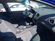 ✅ 2019 Hyundai Ioniq Blue • VIN: KMHC65LC1KU169059 • Lot: 41503066. Wystawiony na IAAI z przebiegiem 176 408 mil. Bezpłatny archiwum sprzedaży aukcyjnych z USA i szczegółowy raport historii pojazdu na DreamBid. Zdjęcie 5.