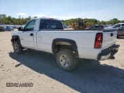 ✅ 2005 Chevrolet Silverado 2500HD Work Truck • VIN: 1GCHC24U75E344969 • Lot: 70755194. Wystawiony na Copart z przebiegiem Nie podano. Bezpłatny archiwum sprzedaży aukcyjnych z USA i szczegółowy raport historii pojazdu na DreamBid. Zdjęcie 2.