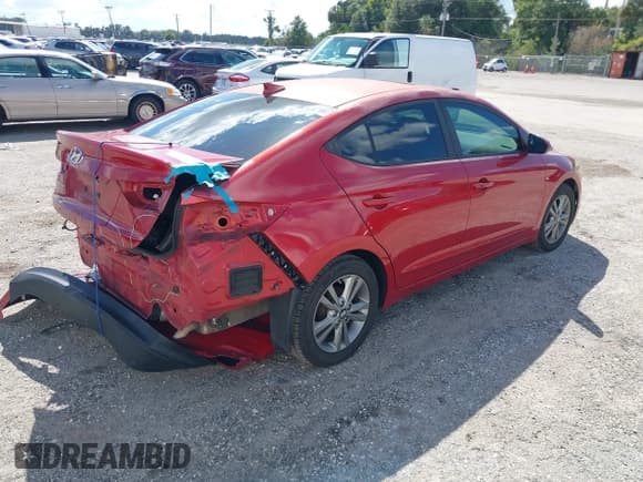 ✅ 2017 Hyundai Elantra Limited • VIN: 5NPD84LF2HH137487 • Lot: 43471350. Listed on IAAI with 110,188 mi. Free auction sales archive from the USA and detailed vehicle history report at DreamBid. Image 4.