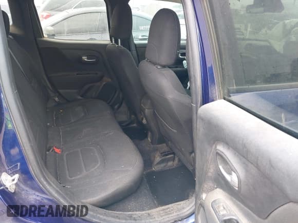 ✅ 2019 Jeep Renegade Latitude • VIN: ZACNJABBXKPK80902 • Лот: 42643191. Опубликован ранее на IAAI с пробегом 142 072 миль. Бесплатный доступ к архиву аукционных продаж из США и подробный отчёт об истории автомобиля на DreamBid. Изображение 8.