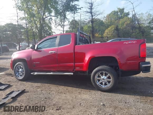2019 Chevrolet Colorado 4WD LT z VIN 1GCHTCEN9K1107738, wystawiony jako IAAI lot #43218490 z przebiegiem 67 042 mil mil oraz . Historia ofert i sprzedaży dostępna na DreamBid. Obrazek 14.