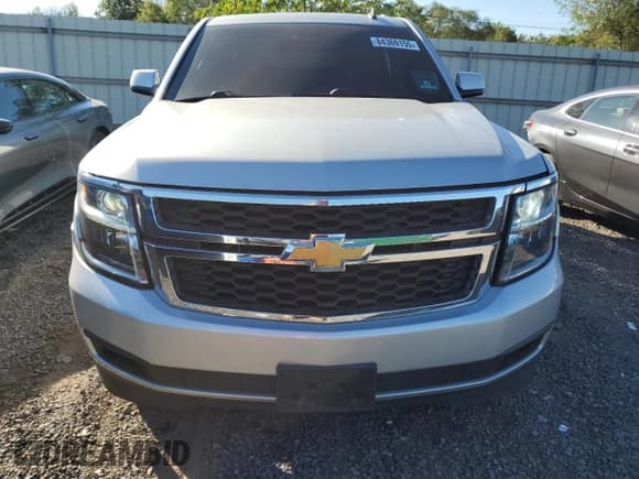 ✅ 2015 Chevrolet Suburban LT • VIN: 1GNSKJKC8FR308142 • Lot: 84369155. Wystawiony na Copart z przebiegiem 175 145 mil. Bezpłatny archiwum sprzedaży aukcyjnych z USA i szczegółowy raport historii pojazdu na DreamBid. Zdjęcie 5.
